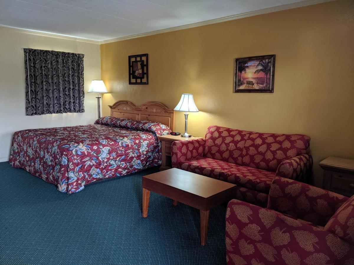 Cheerio Inn - Glennville Экстерьер фото